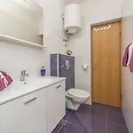 Ivi Διαμέρισμα