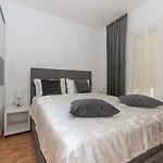 Διαμέρισμα Ivi *