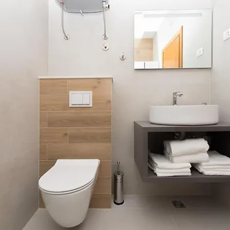 Ivi Apartmán *