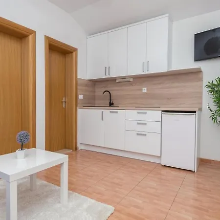 Apartmán Ivi *